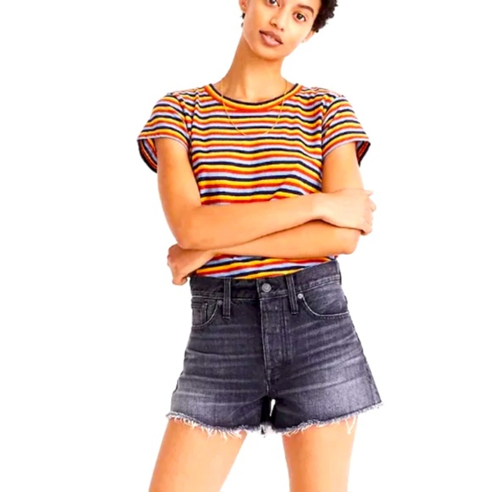 Madewell Relaxed Denim Shorts Size 26 Black Fade Button Fly Raw Hem High Rise